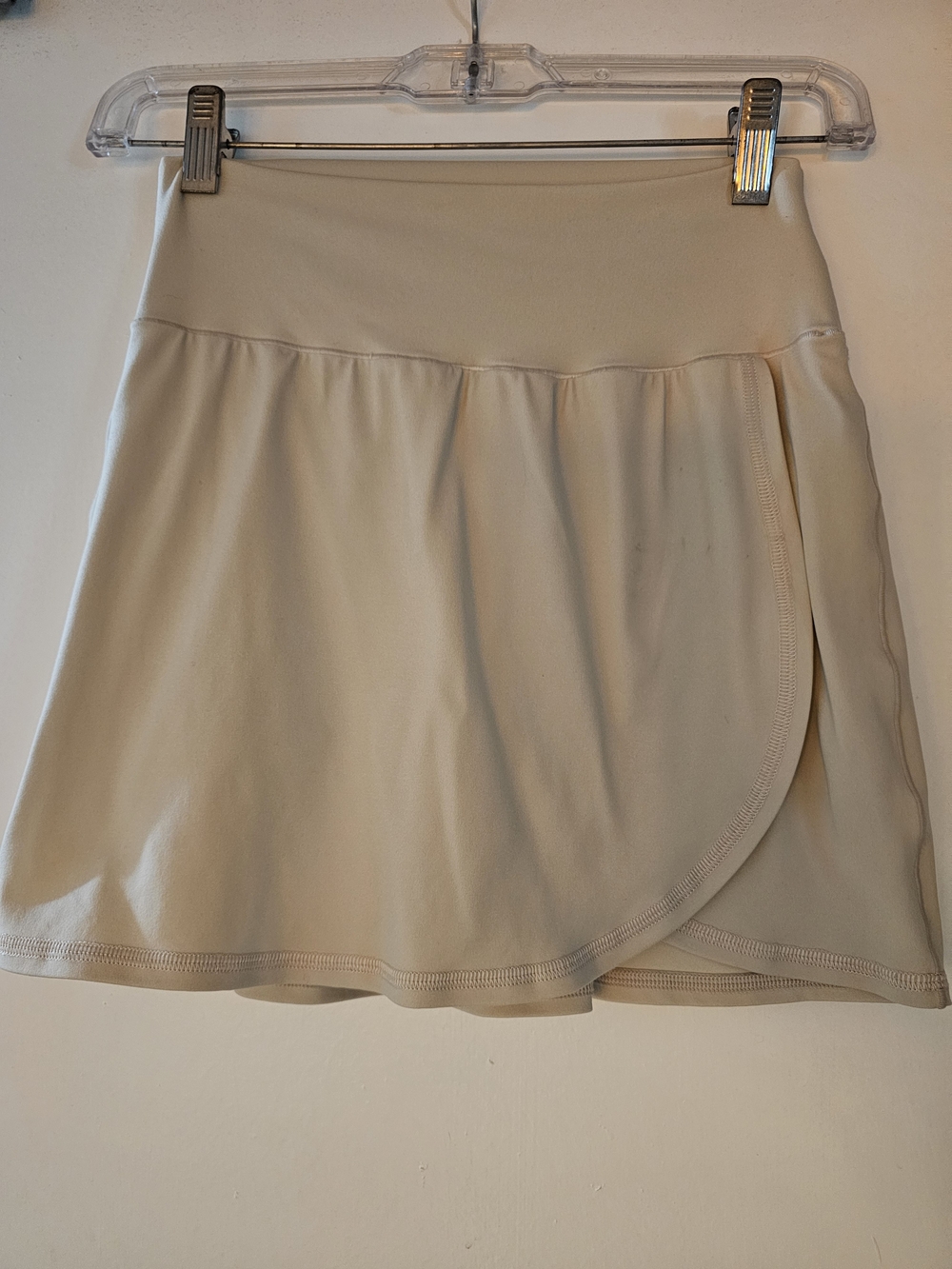 OFFLINE by AERIE Women’s Cream Athletic Skort